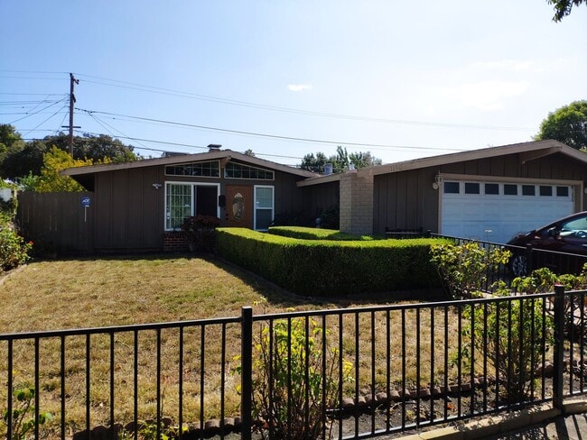 Photo - 1150 Pecos Way Apartment