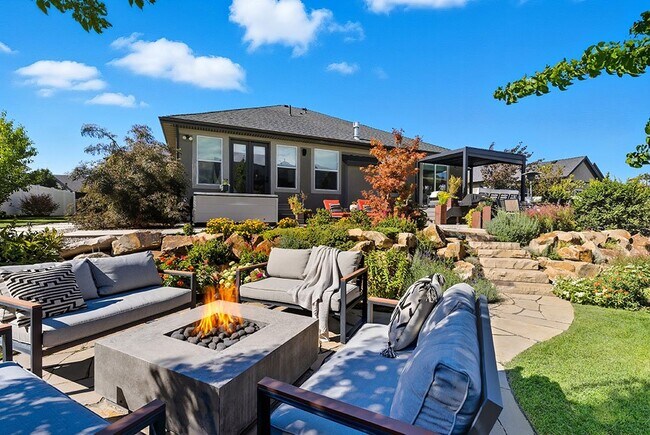 Foto del edificio - 5887 S Murray Holw Ln