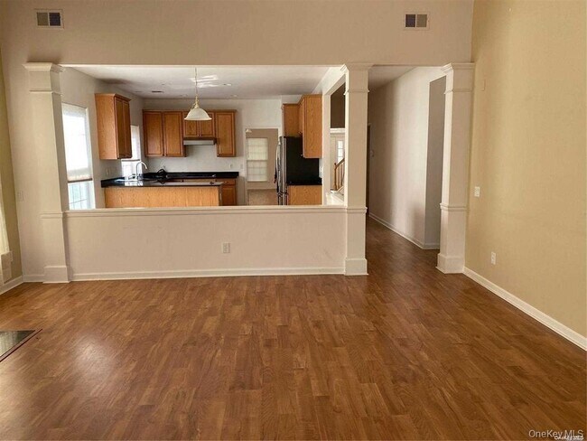 Foto del edificio - 87 Louden Loop