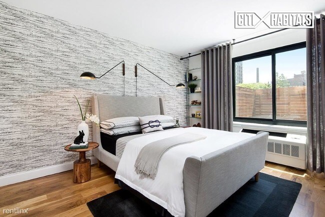 Building Photo - 492 Myrtle Ave