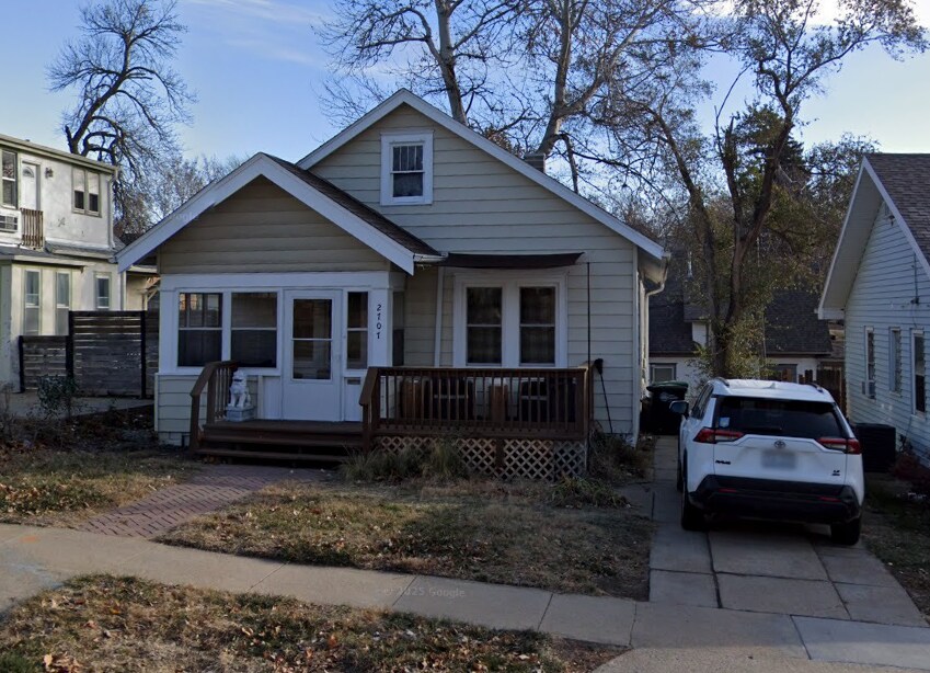 Primary Photo - 2707 N 60th St