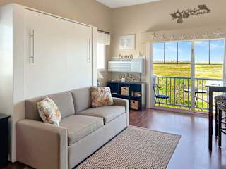 Foto principal - Make this charming studio with marsh views...