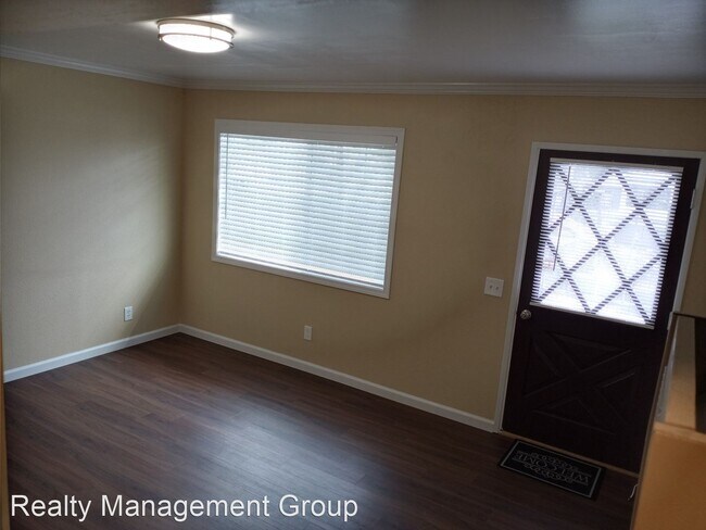 Foto del edificio - 2 br, 2 bath House - 4372 K street