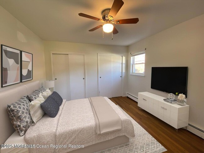 Foto del edificio - 10 Laurel Pl