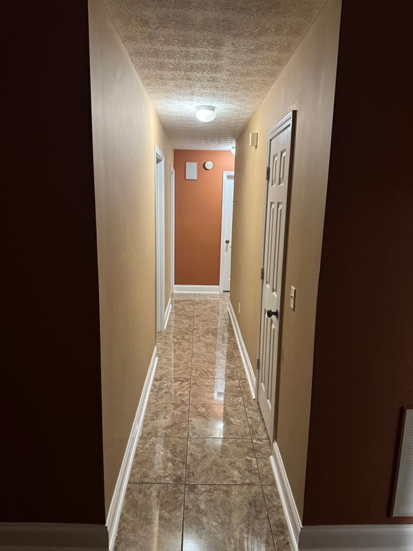 Foto del edificio - 5090 Limerick Ln