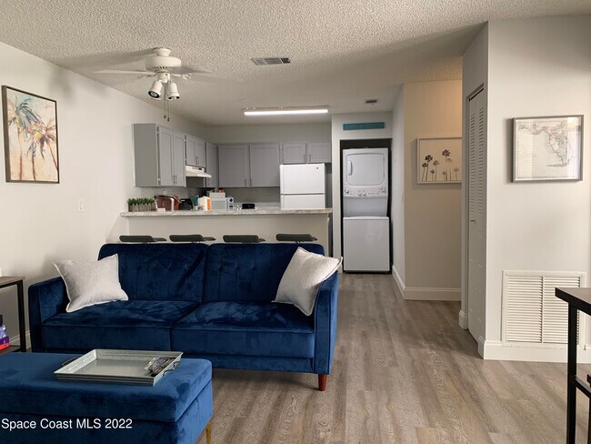 Foto del edificio - 1460 Sheafe Ave NE