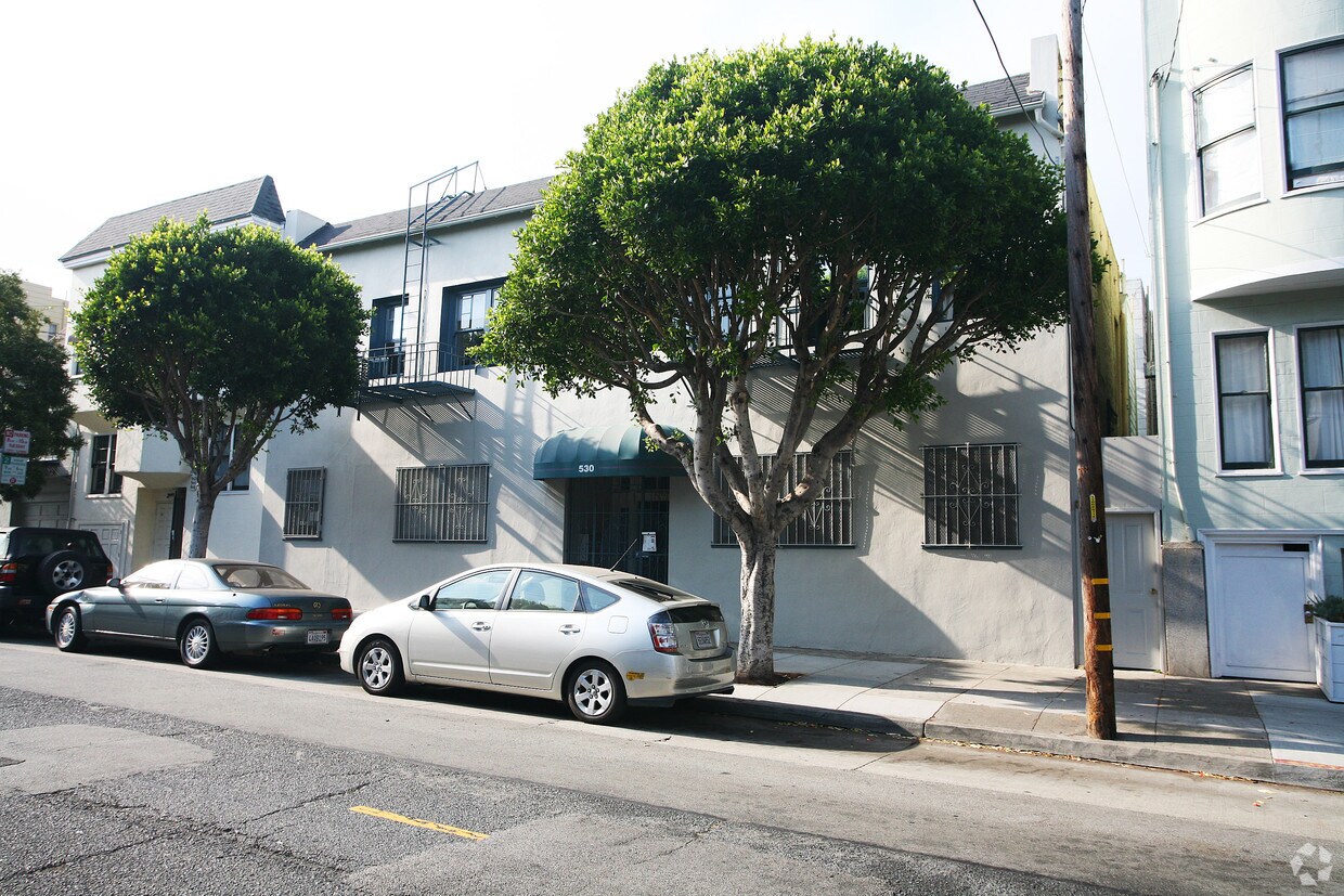 Building Photo - 530 Grove St