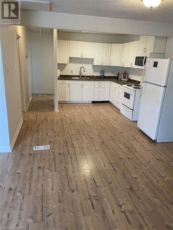 10 York St N, Kawartha Lakes, ON K9V 3Z6 House for Rent in Kawartha