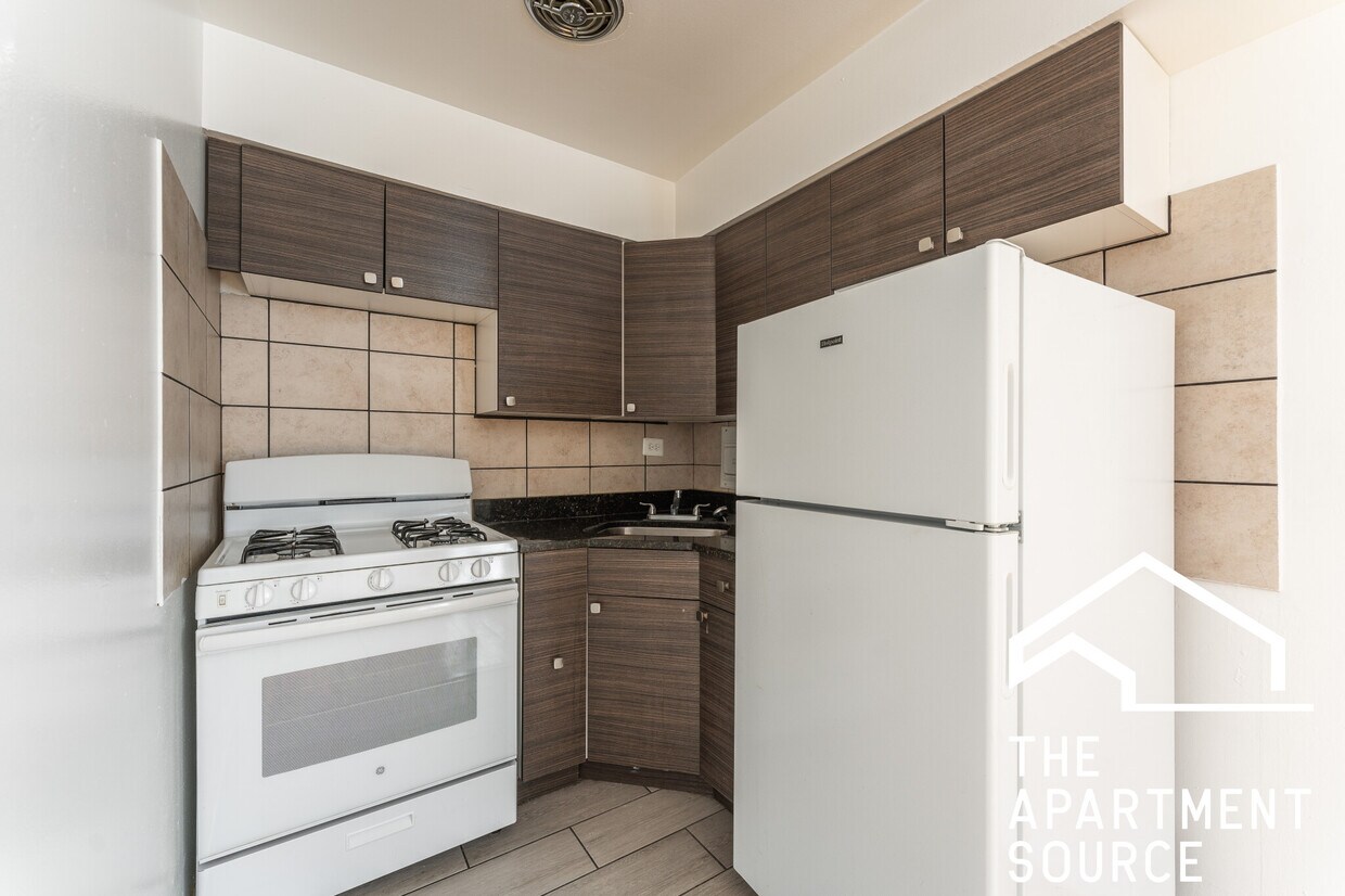 Foto principal - 1515 W Morse Ave