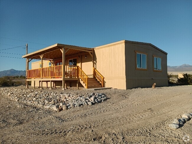 Building Photo - 1631 Dupont Dr