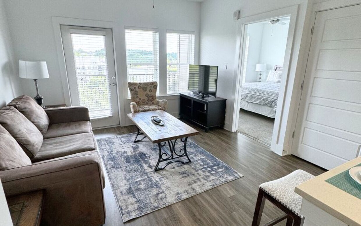 Foto principal - 660 Ralph McGill Blvd NE