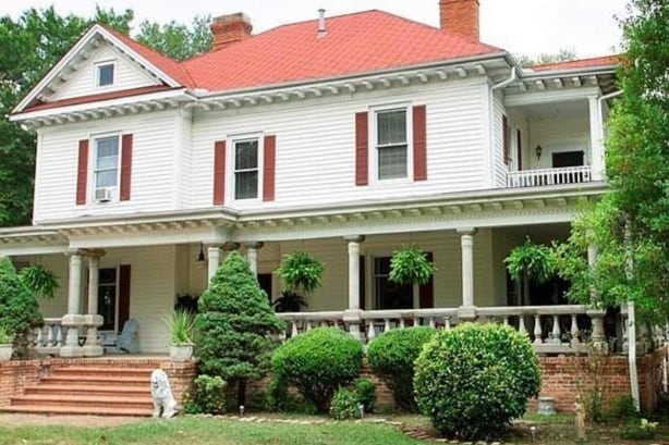 Primary Photo - 1705 Trail Rd