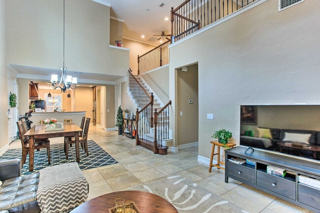 Building Photo - 4741 Durham Dr