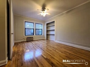 Building Photo - 837 W Wolfram St