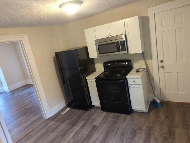 Foto del edificio - 2404 2nd St