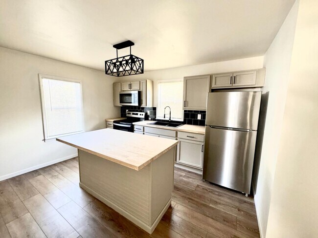 Foto del edificio - 1218 Ridge Ave