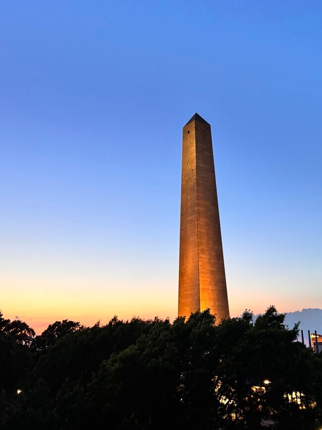 Foto del edificio - 4 Monument Sq