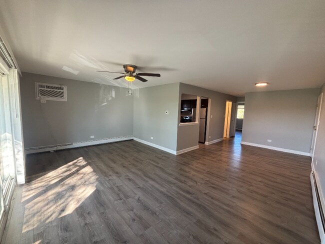 Foto del edificio - 4542 Heartland Dr