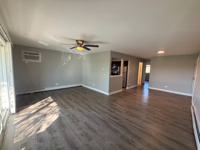 Building Photo - 4542 Heartland Dr