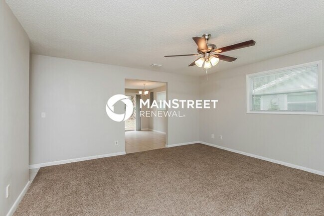 Building Photo - 3 Bedroom Pet-Friendly Home in VERO BEACH, FL with Main Street Renewal