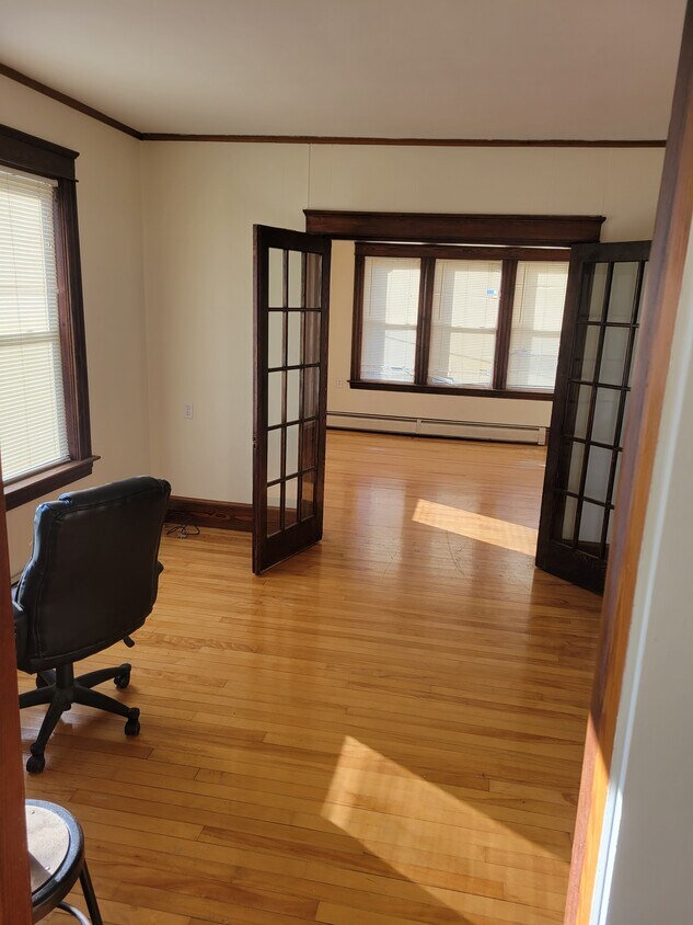 34 Norman St Unit 2, Clinton, MA 01510 Apartments in Clinton, MA