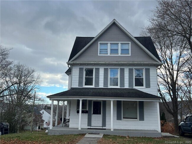 Building Photo - 224 Millville Ave