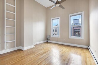 Building Photo - 63 Madison St