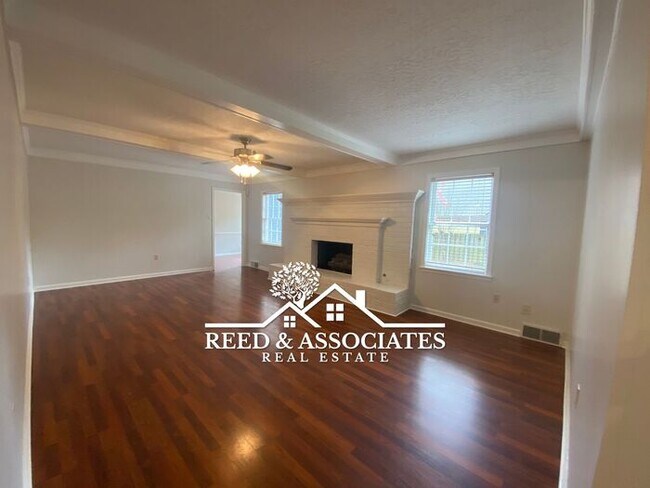 Foto del edificio - Spacious: 4 Bedroom in Germantown!