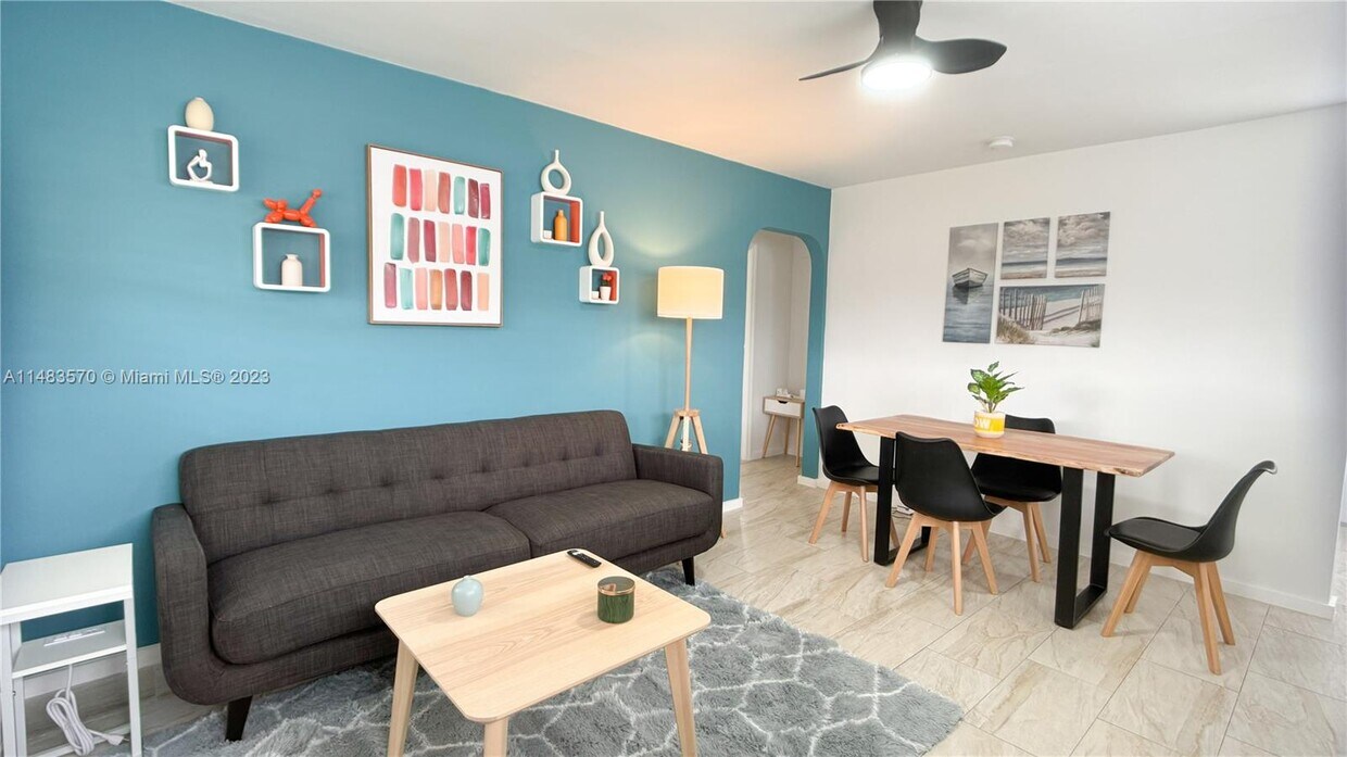 Foto principal - 140 NW 38th St