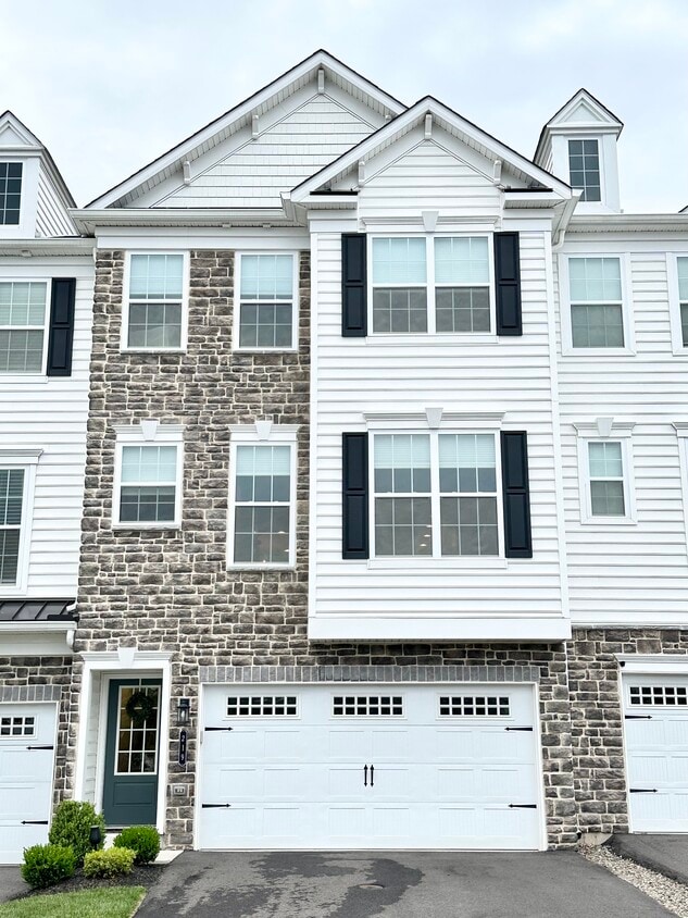 219 Cadence Ct, Collegeville, PA 19426 Townhome Rentals in
