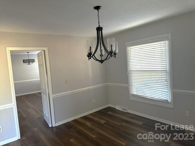 Foto del edificio - 10821 Painted Tree Rd