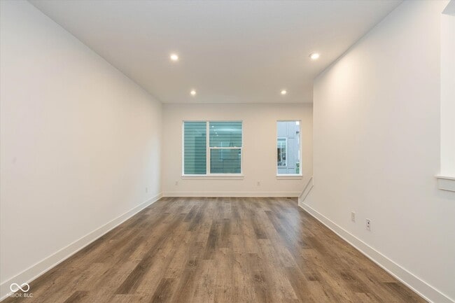 Foto del edificio - 2145 Coretta Wy