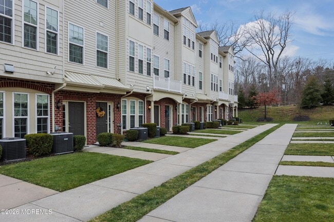 Building Photo - 43 Jake Dr