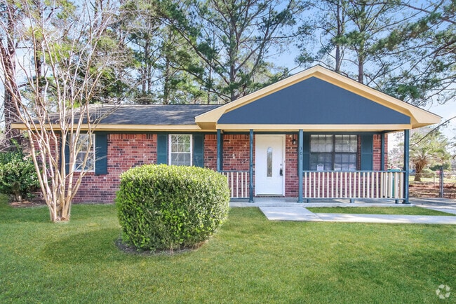 Building Photo - 301 Bluebell Ave