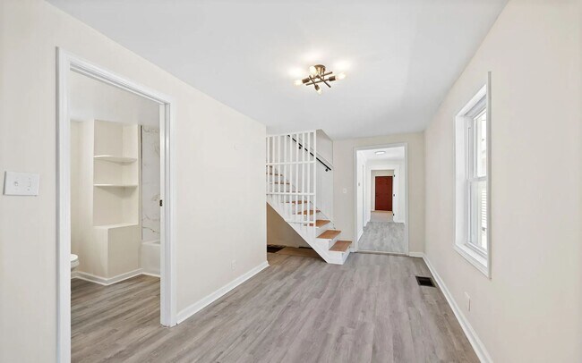 Foto del edificio - REMODELED Butchertown home for rent!