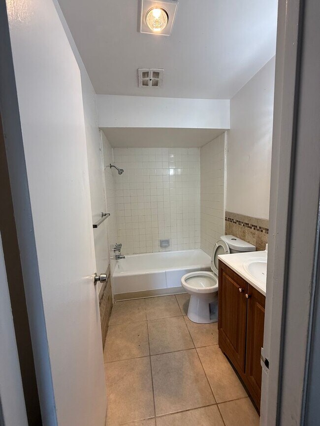 Foto del edificio - 811-811 Taylor St