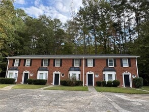 Building Photo - 1105 Booth Ct SW