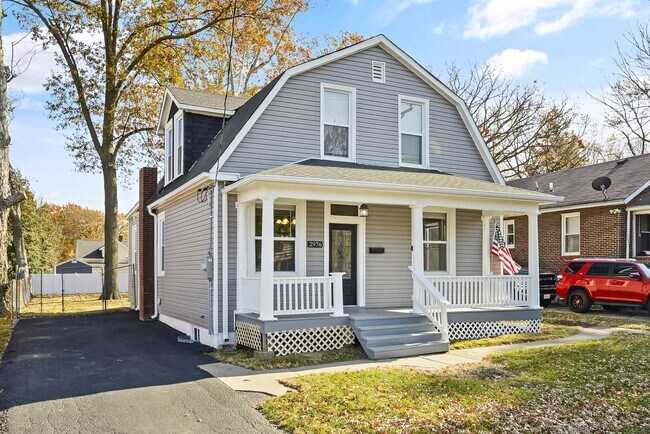 Foto del edificio - 2976 Kincaid Ave