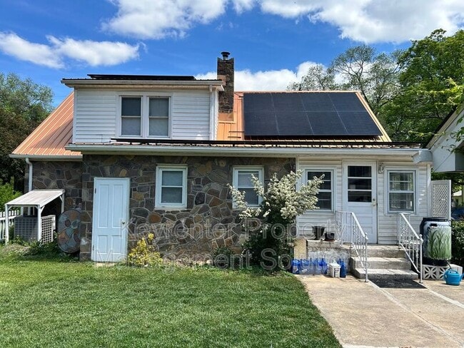 Building Photo - 3922 Churchville Ave