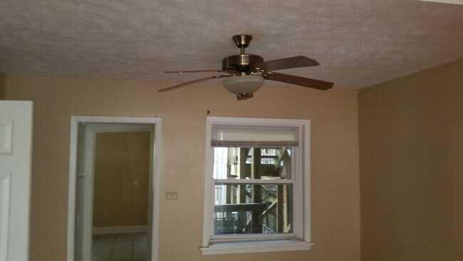 Foto del edificio - 1141 S 30th Ave