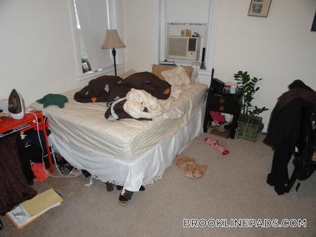 Foto del edificio - 1223 Beacon St