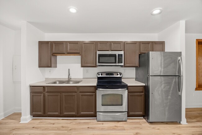 Foto del edificio - 2228 S. Wood-BSMT