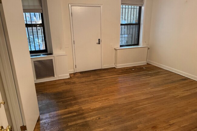 Foto del edificio - 162 W 81st St