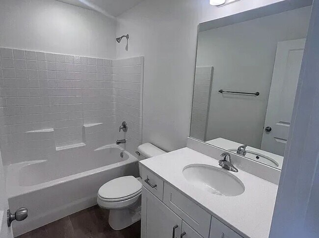 Building Photo - 491 W Bronze Ridge PI