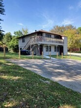 Building Photo - 901 Monroe Ct