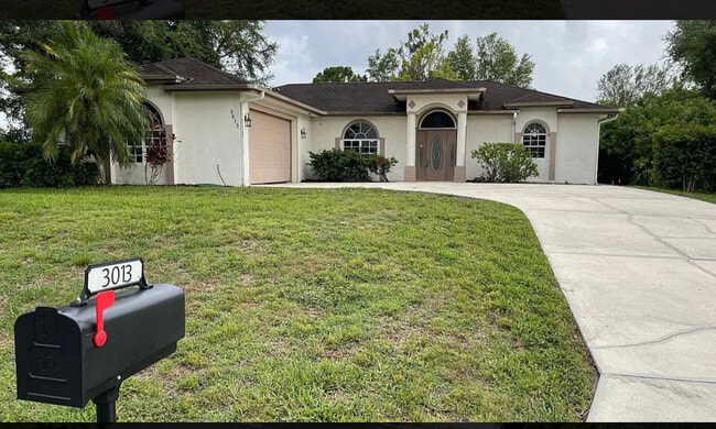 Building Photo - 3013 14th St SW