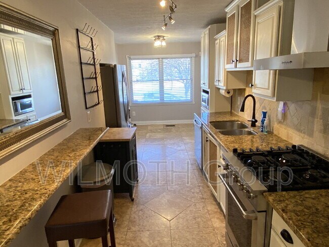 Foto del edificio - 1026 N New Jersey St