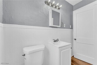 Building Photo - 11301 Fortune Ave