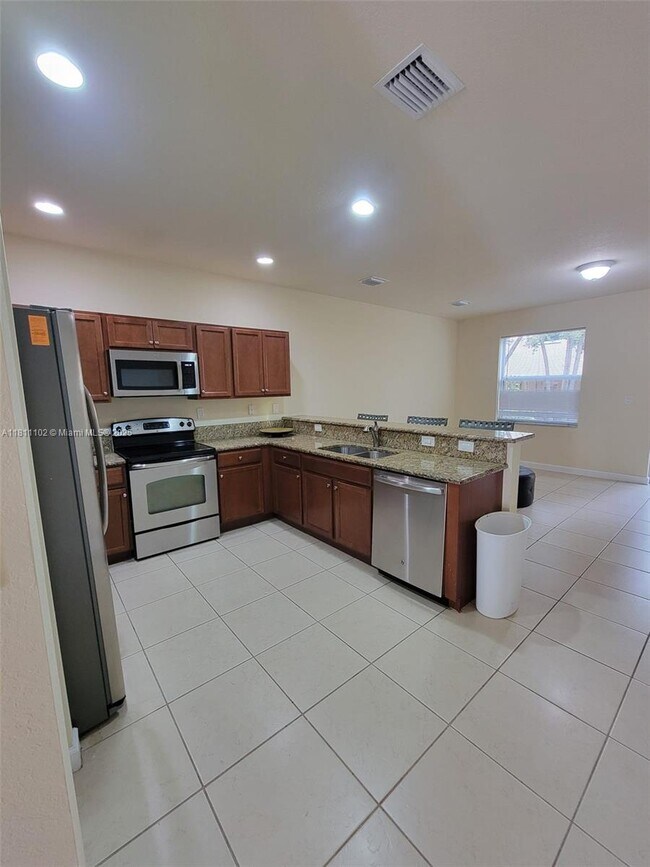 Foto del edificio - 9031 SW 227th St