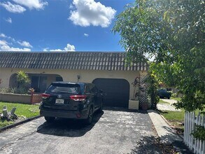 Building Photo - 7007 NW 79th Ave